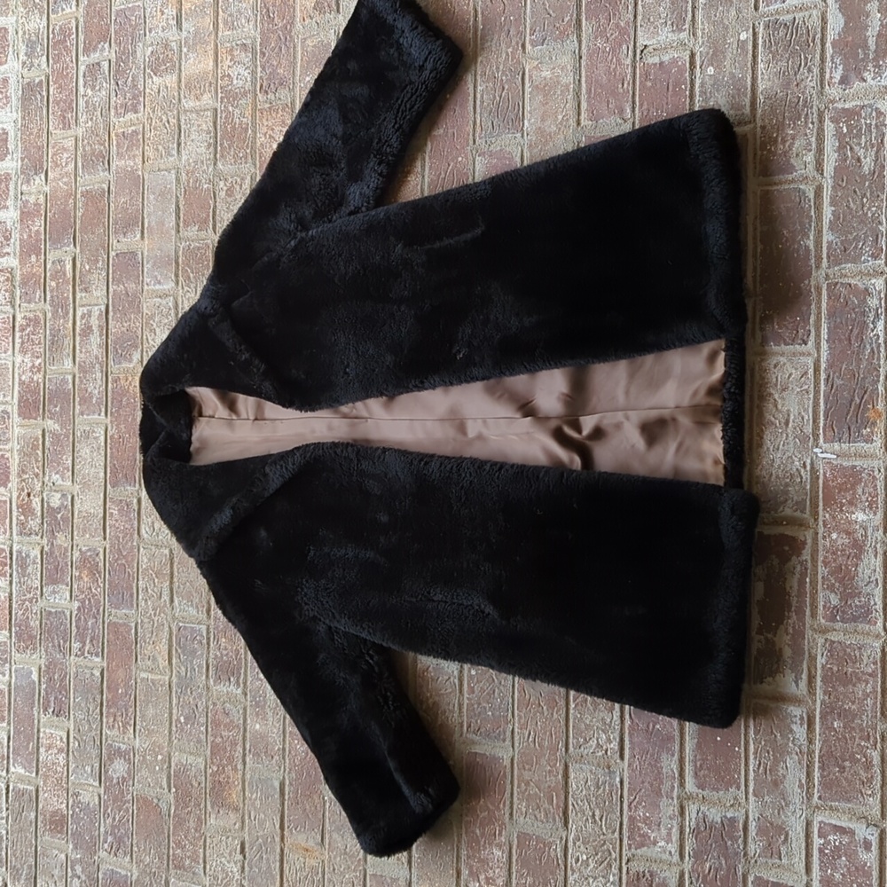 Vintage 1960s Black Faux Fur Teddy Bear Texture Knee Length Coat